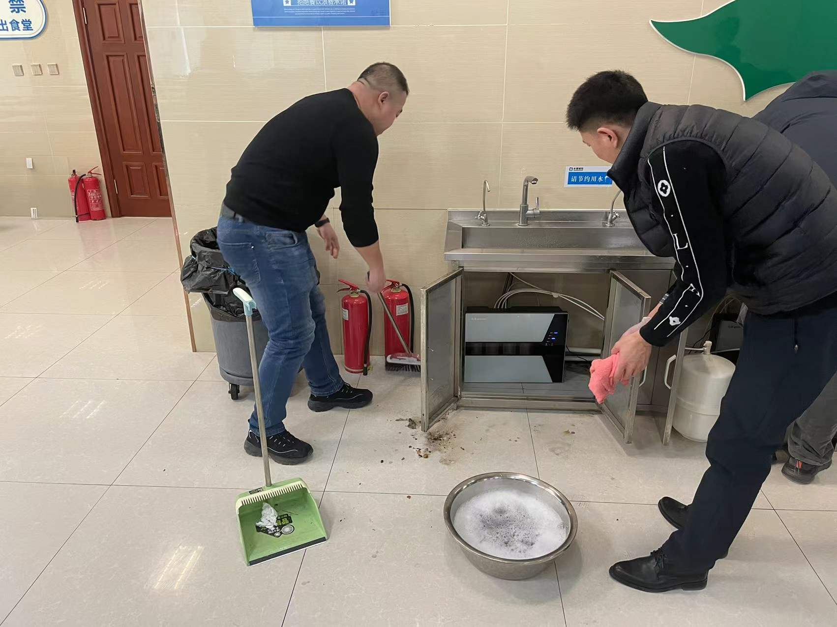 Z6��������ʱ���й������ٷ���վ